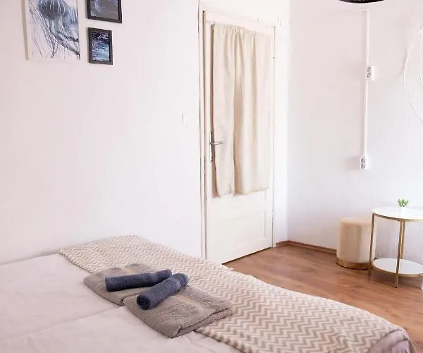 Simply House